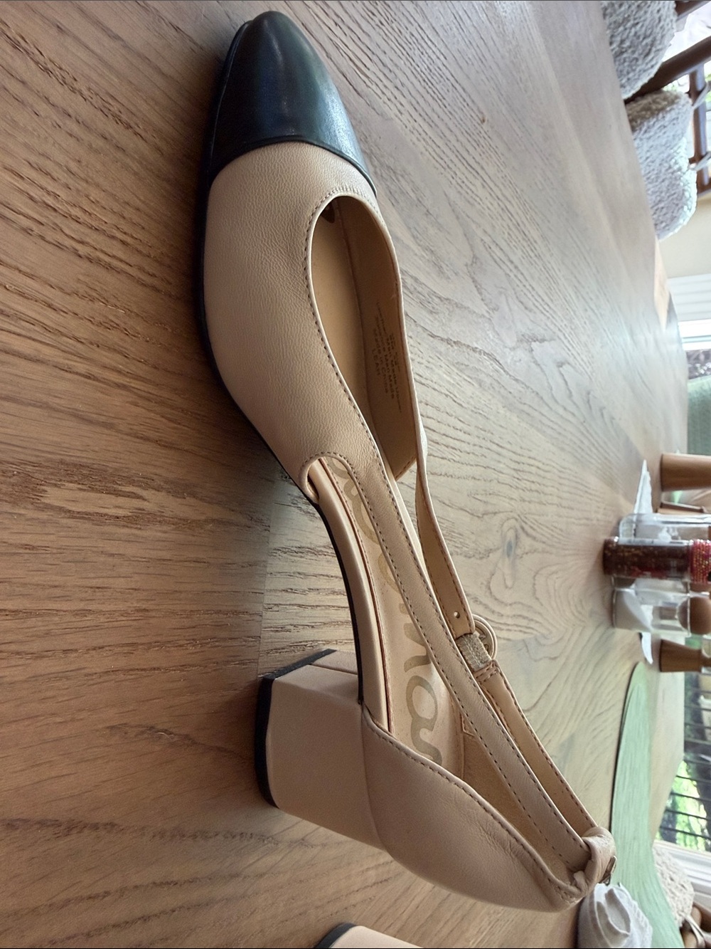 NWOT Sam Edelman Beige and Black Leah short heel - Picture 5 of 9